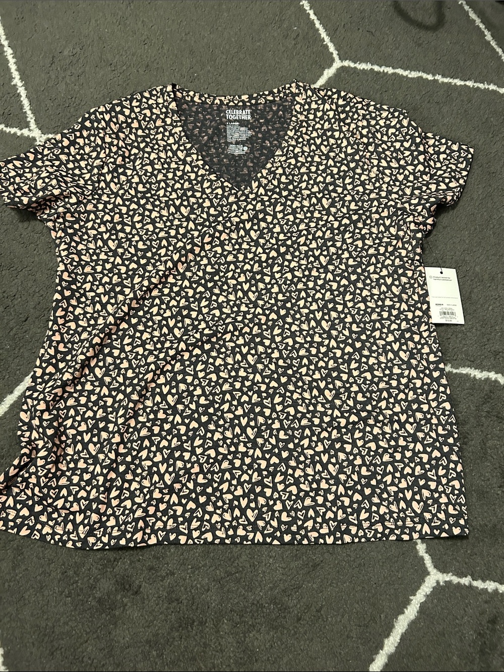 NWT Gray Short Sleeve V-Neck Top with Pink Heart Print